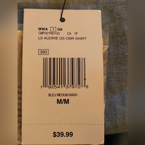 NWT Guess Blue Chambray Off-Shoulder Blouse Size Medium - Picture 9 of 9